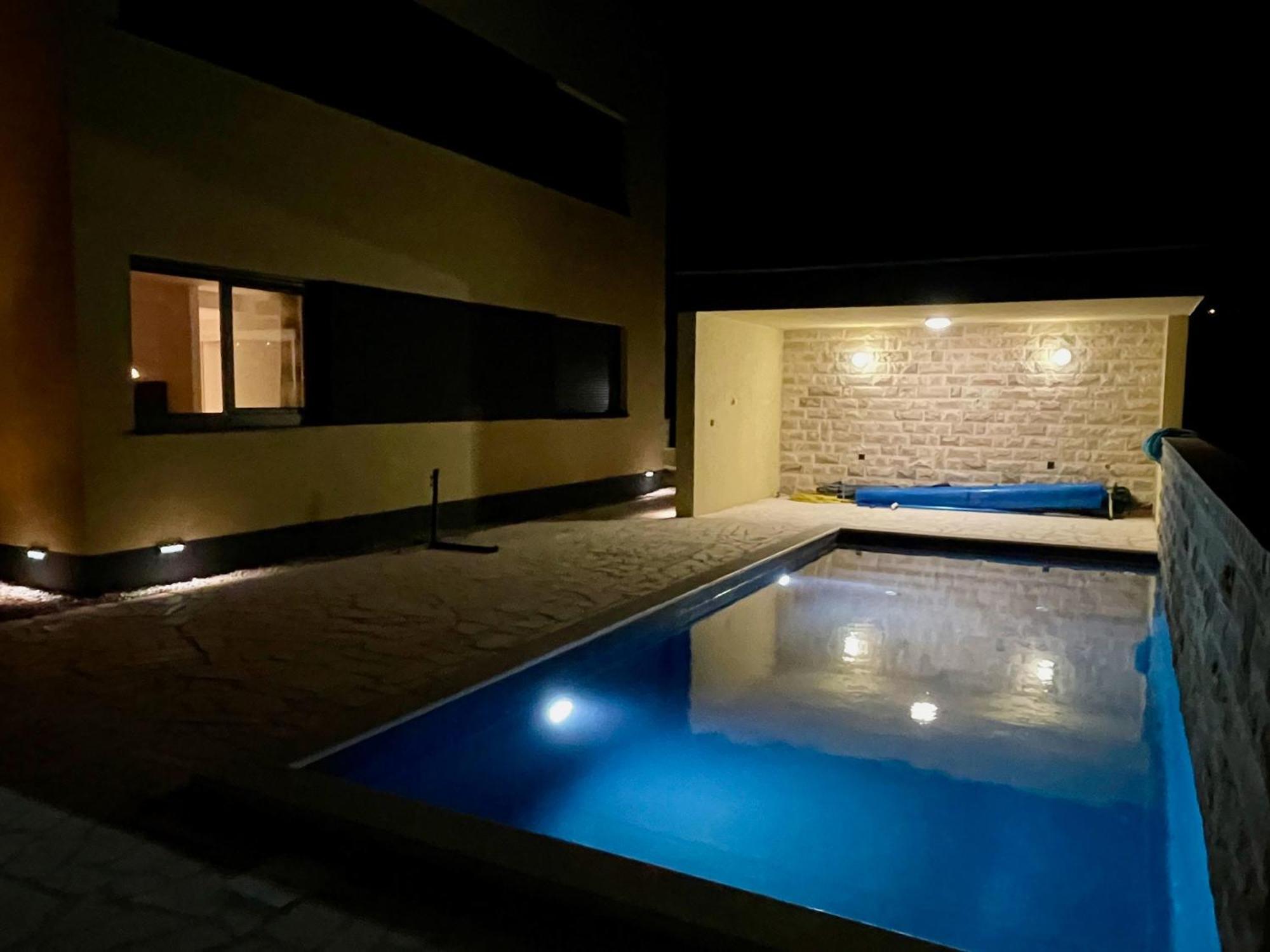 Ferienwohnung Mit Beheiztem Pool, 60 M Vom Strand Maslenica Ngoại thất bức ảnh