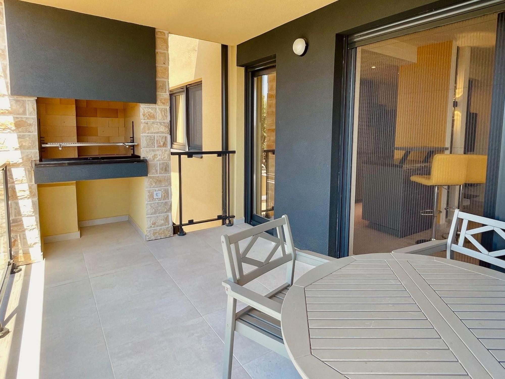 Ferienwohnung Mit Beheiztem Pool, 60 M Vom Strand Maslenica Ngoại thất bức ảnh